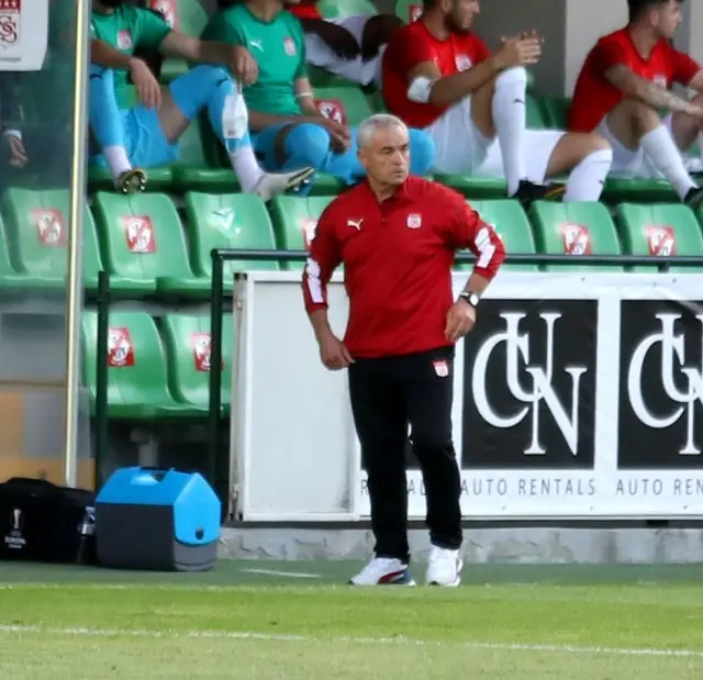 UEFA Avrupa Konferans Ligi: Petrocub: 0 - Sivasspor: 1 (Maç sonucu)