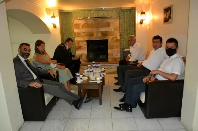 Ayvalık'ta protokol bayramlaştı
