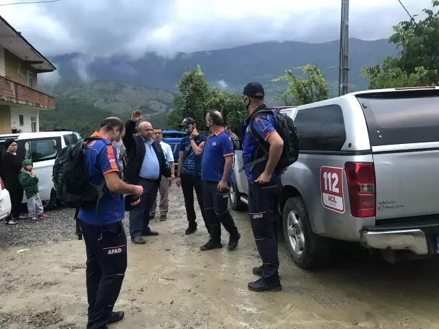 Bartın'da 'ormanlık alana cisim düştü' iddiası ekipleri harekete geçirdi Bartın'da 'ormanlık alana cisim düştü' iddiası ekipleri harekete geçirdi