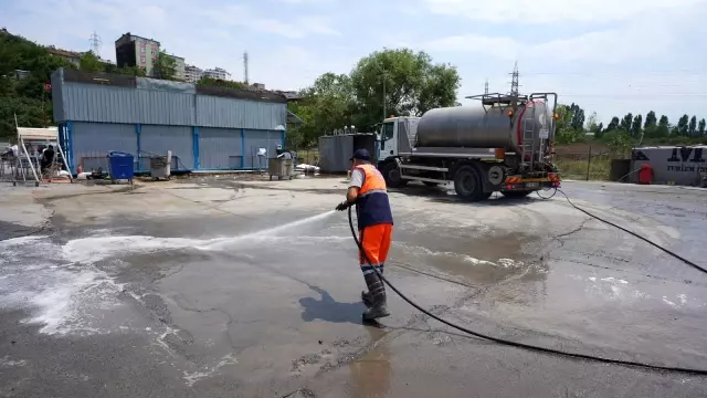 Başakşehir'de köşe bucak kurban temizliği