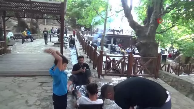 Batman'da DİKA tarafından yapılan Sevek Mesire alanı gençlere iş kapısı araladı