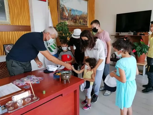 Bayram harçlıkları başkan amcadan