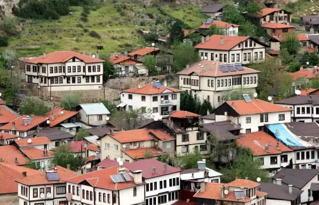 Beypazarı, Kurban Bayramı'nda ziyaretçi akınına uğradı