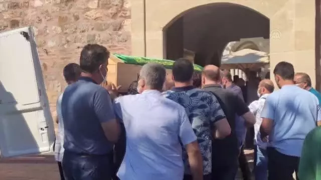 Kocaeli'de bıçaklı kavgada ölen federasyon başkanı için cenaze töreni düzenlendi