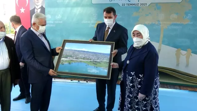 Binali Yıldırım: 'Bu bulvardan Paris'te bile yok'