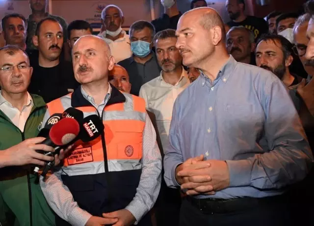 Son dakika haberleri! Bakanlar Soylu ve Karaismailoğlu, Artvin'deki sele ilişkin son durumu değerlendirdi