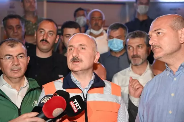 Son dakika haberleri! Bakanlar Soylu ve Karaismailoğlu, Artvin'deki sele ilişkin son durumu değerlendirdi