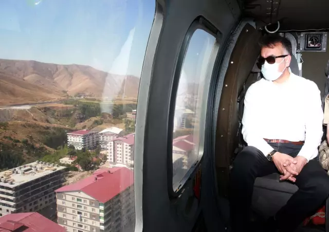 Vali Oktay Çağatay, helikopterle trafik denetimi yaptı