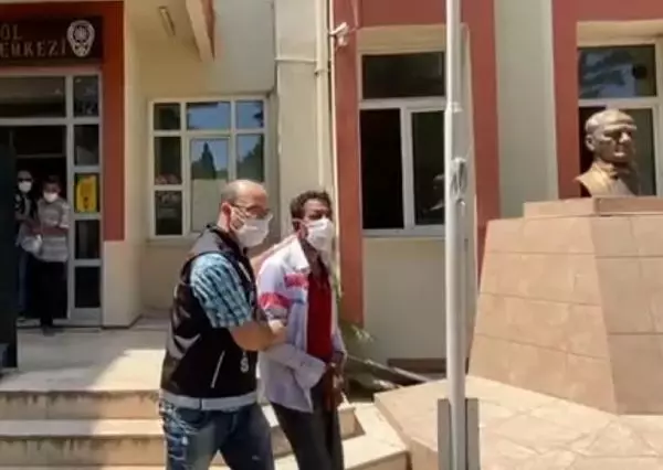 Son Dakika | BURSA'DA 'BAYRAM' OPERASYONU; 2,5 KİLO UYUŞTURUCU ELE GEÇİRİLDİ Son Dakika | BURSA'DA 'BAYRAM' OPERASYONU; 2,5 KİLO UYUŞTURUCU ELE GEÇİRİLDİ