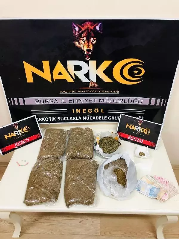 Son Dakika | BURSA'DA 'BAYRAM' OPERASYONU; 2,5 KİLO UYUŞTURUCU ELE GEÇİRİLDİ