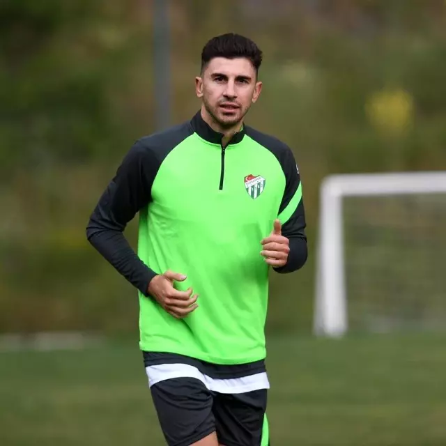 Bursaspor, Bolu kampının ilk antrenmanını gerçekleştirdi