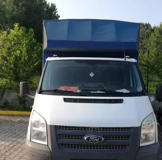 Çalıntı kamyonetle 20 koyunu çaldı