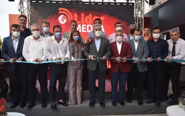 ÇAVUŞOĞLU: TÜRKLERİN, RUMLARIN AZINLIĞI OLARAK YAŞAMASINI İSTİYORLAR -2
