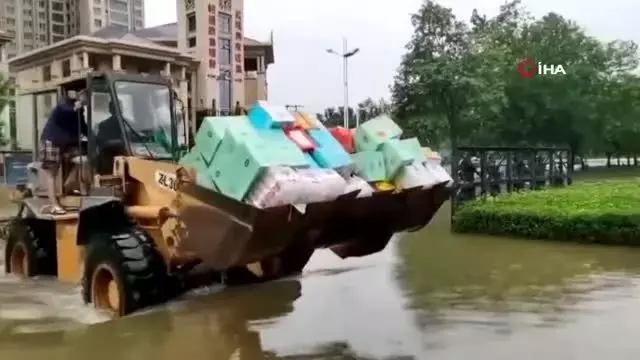 Çin'deki sel felaketinde can kaybı 33'e yükseldiKayıp 8 kişi için arama çalışmaları sürüyor