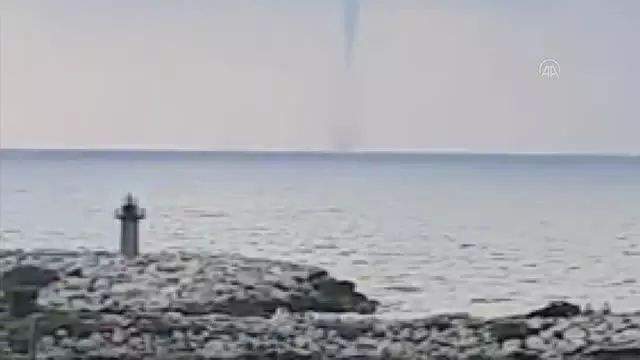Denizde hortum oluştu