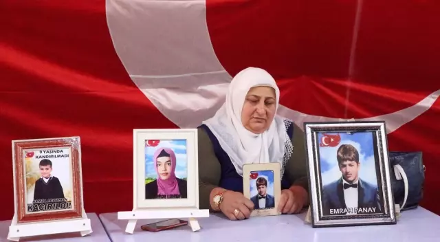 Diyarbakır anneleri Kurban Bayramı'nda da evlatlarının yolunu gözlüyor