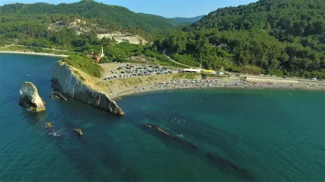 KASTAMONU - Doğal güzellikleri ile ünlü Kastamonu'da bayram yoğunluğu yaşanıyor