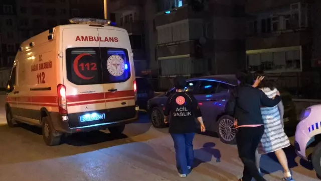 Sitedeki dairede çıkan yangın hasara neden oldu