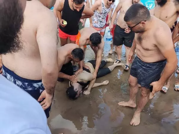 ŞİLE'DE DENİZDE KAYBOLAN 3 KİŞİDEN 1'İNİN CANSIZ BEDENİNE ULAŞILDI