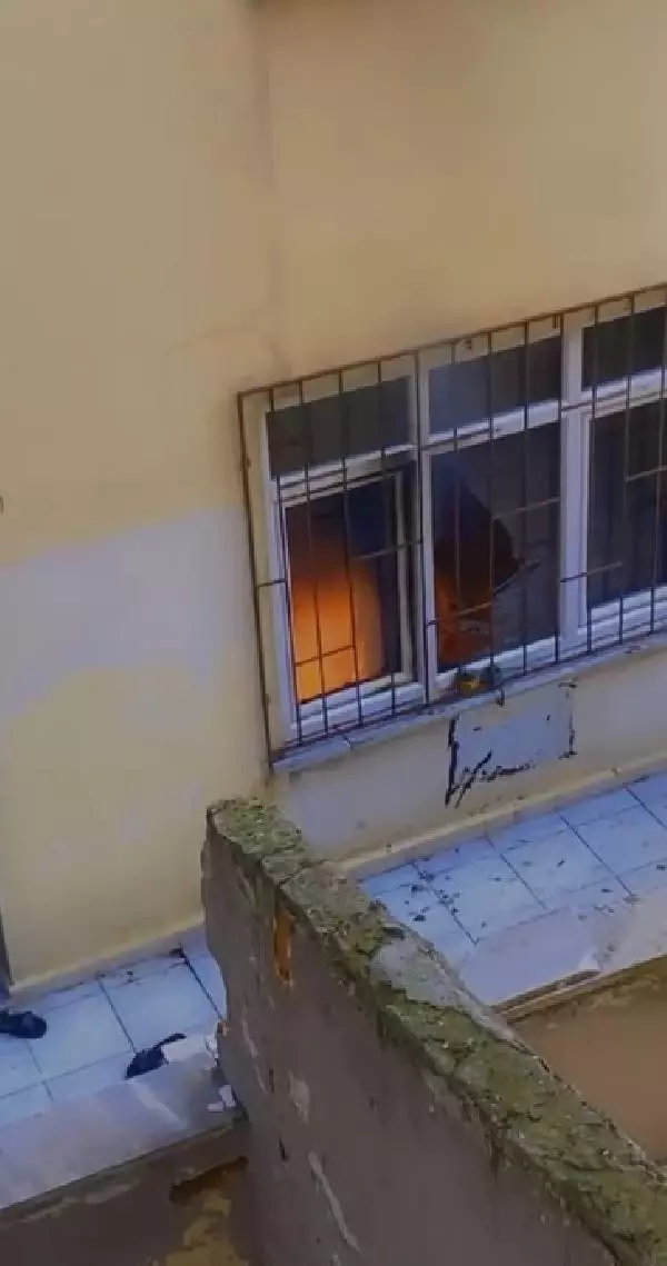 Son dakika haberi... ESENLER'DE BABA 20 YAŞINDAKİ KIZINI BOĞARAK ÖLDÜRDÜ