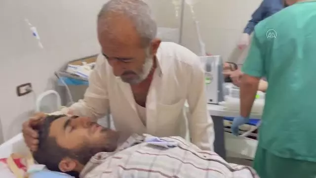 Esed rejiminin İdlib kırsalındaki saldırısında 7 sivil öldü, 3 sivil yaralandı (2) Esed rejiminin İdlib kırsalındaki saldırısında 7 sivil öldü, 3 sivil yaralandı (2)