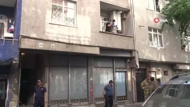 Esenler'de yangın...İtfaiye şüpheli ölüme rastladı