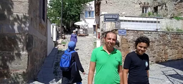 Eşsiz manzarayı seyretmek için 625 merdiven basamağı çıkıyorlar