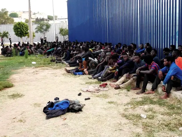 Fas üzerinden İspanya'nın Melilla kentine 238 Afrikalı göçmen geçiş yaptı Fas üzerinden İspanya'nın Melilla kentine 238 Afrikalı göçmen geçiş yaptı