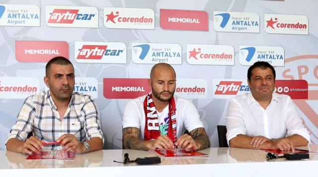 Antalyaspor, Kudriashov ile yeni szleme imzalad