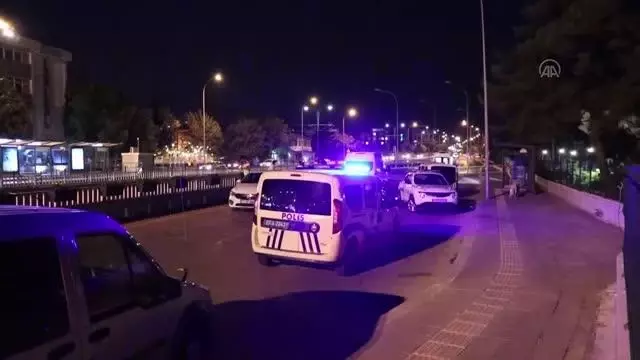 GAZİANTEP - Silahlı saldırıda ölen kişinin köpeği olay yerinden ayrılmadı