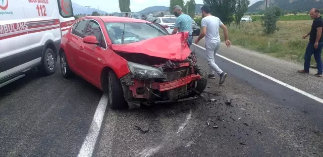 Son dakika... Gümüşhane'de trafik kazası: 1 ölü, 3 yaralı