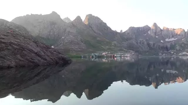Hakkari'deki doğal güzellikler birçok ilden gelen doğaseverleri cezbetti