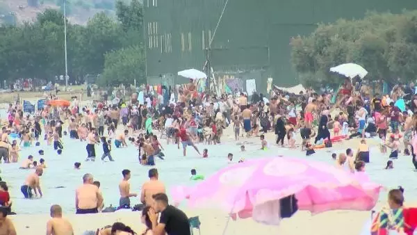 ATLI POLİSLERDEN KÜÇÜKÇEKMECE SAHİLİNDE DENETİM