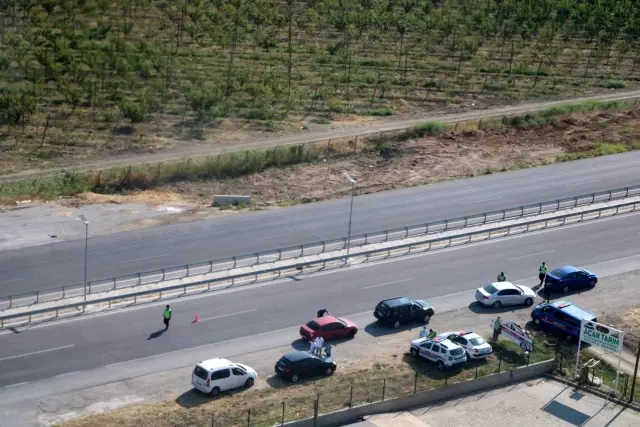 Havadan trafik kontrolünde 17 araç trafikten men edildi
