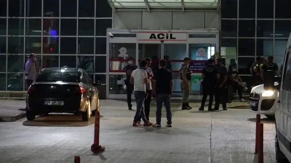 HUSUMETLİ AİLELER ARASINDA 'KIZ ALIP- VERME' KAVGASI: 9 YARALI