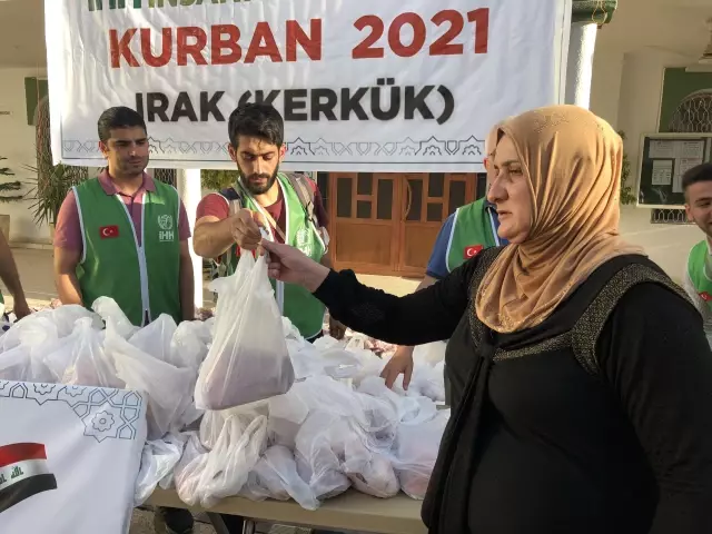 İHH, Irak'ın Kerkük kentinde kurban eti yardımında bulundu