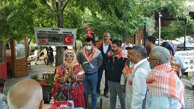 Isparta'da Yörüklerden bayramlaşma programı Isparta'da Yörüklerden bayramlaşma programı
