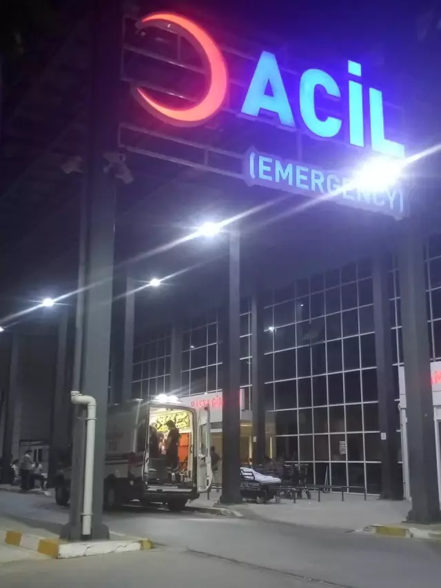 İzmir'de silahlı kavgada 2 kişi yaralandı İzmir'de silahlı kavgada 2 kişi yaralandı
