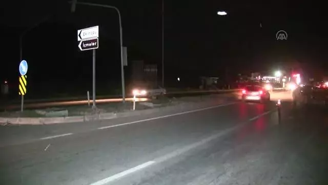 KAHRAMANMARAŞ - Elbistan'daki trafik kazalarında 4 kişi yaralandı KAHRAMANMARAŞ - Elbistan'daki trafik kazalarında 4 kişi yaralandı