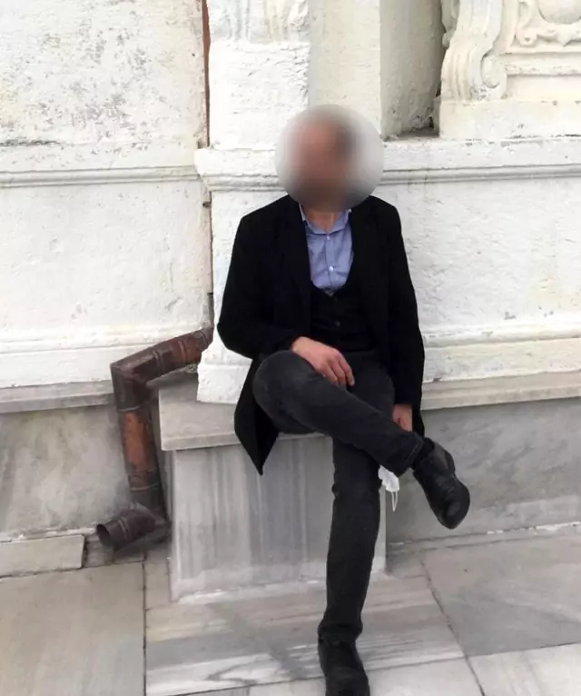 Cinnet getiren baba dehşet saçtı! Kızını boğarak öldürdü, bileklerini kesip evini ateşe verdi