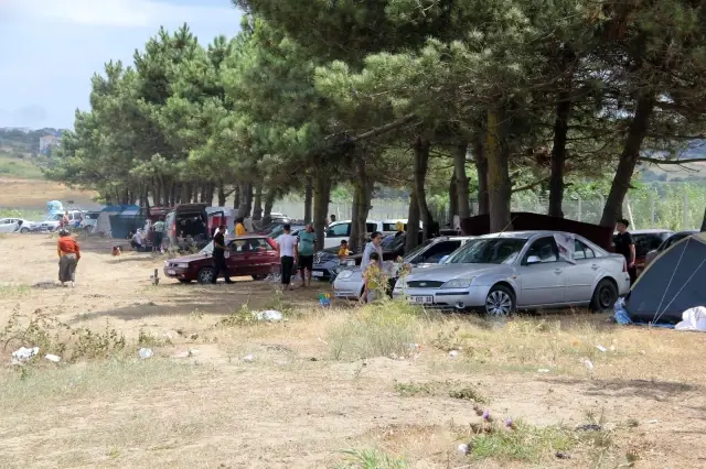 Kurban sonrası sahilde mangal sefası
