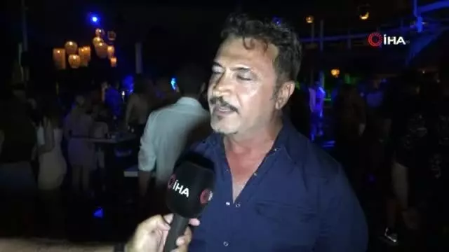 Kuşadası'nda eğlence bayramda tavan yaptı