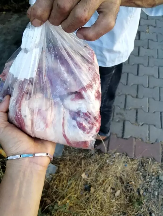 Kuşadası'nda, sosyal belediyecilik mesaisi bayramda da sürdü