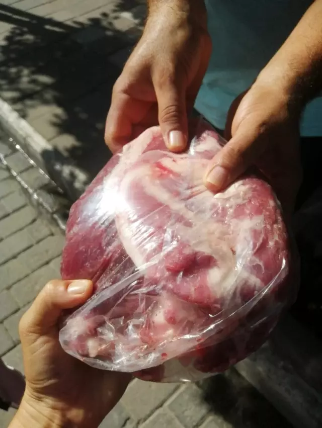 Kuşadası'nda, sosyal belediyecilik mesaisi bayramda da sürdü