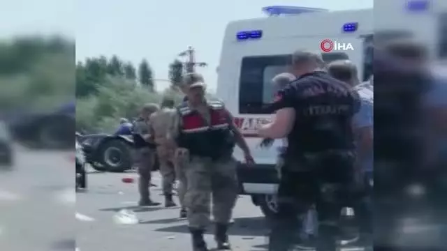 Malatya'da iki otomobil kafa kafaya çarpıştı: 2 ölü, 4 yaralı