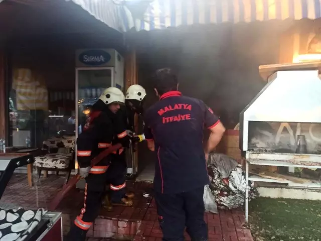 Son dakika haber... Restoranda korkutan yangın