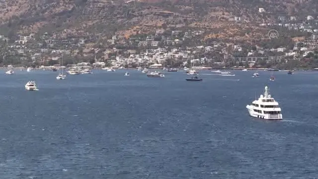Muğla ve turistik ilçelerinde bayram tatili yoğunluğu devam ediyor Muğla ve turistik ilçelerinde bayram tatili yoğunluğu devam ediyor