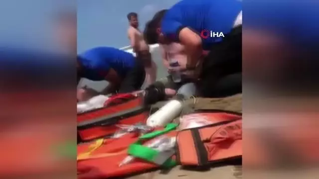 Olumsuz hava koşulları denize girilmesine yasak getirdi Olumsuz hava koşulları denize girilmesine yasak getirdi