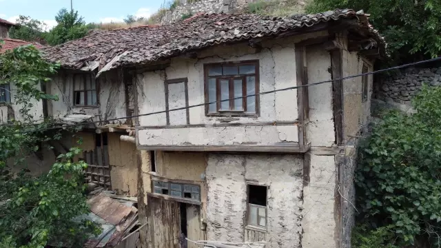 'Osmanlı köyü' Tozman'ın sakinleri eski evlerin restorasyonla geleceğe aktarılmasını istiyor