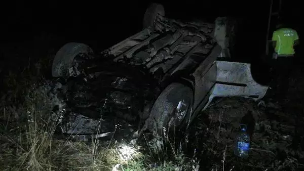 Son dakika haber | Otomobil traktöre çarptı: 3'ü çocuk 9 yaralı